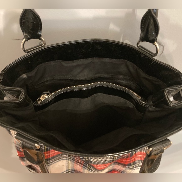 Used Once French Connection Tartan Shoulder Bag and Matching BNWT Wallet - Picture 5 of 11